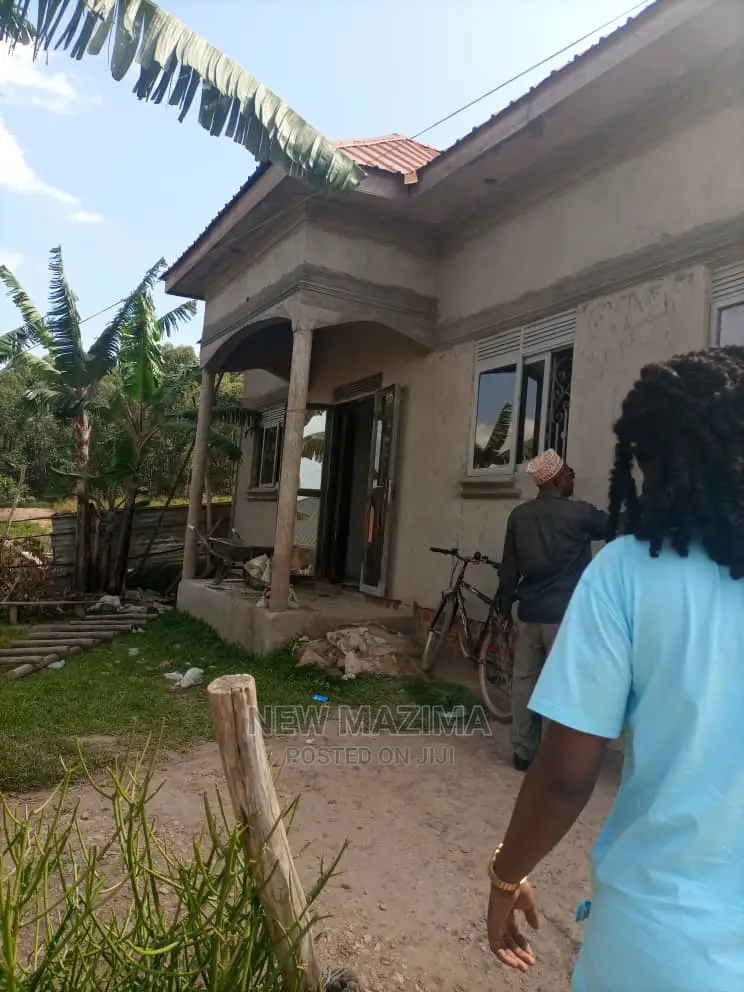 2bdrm House in Namagoma Town, Division a for Sale