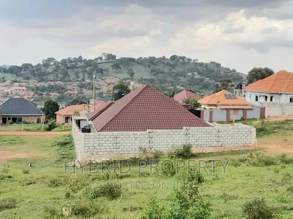 Plots for Sale at Nakabugo Hill View Estate~Mityana Road