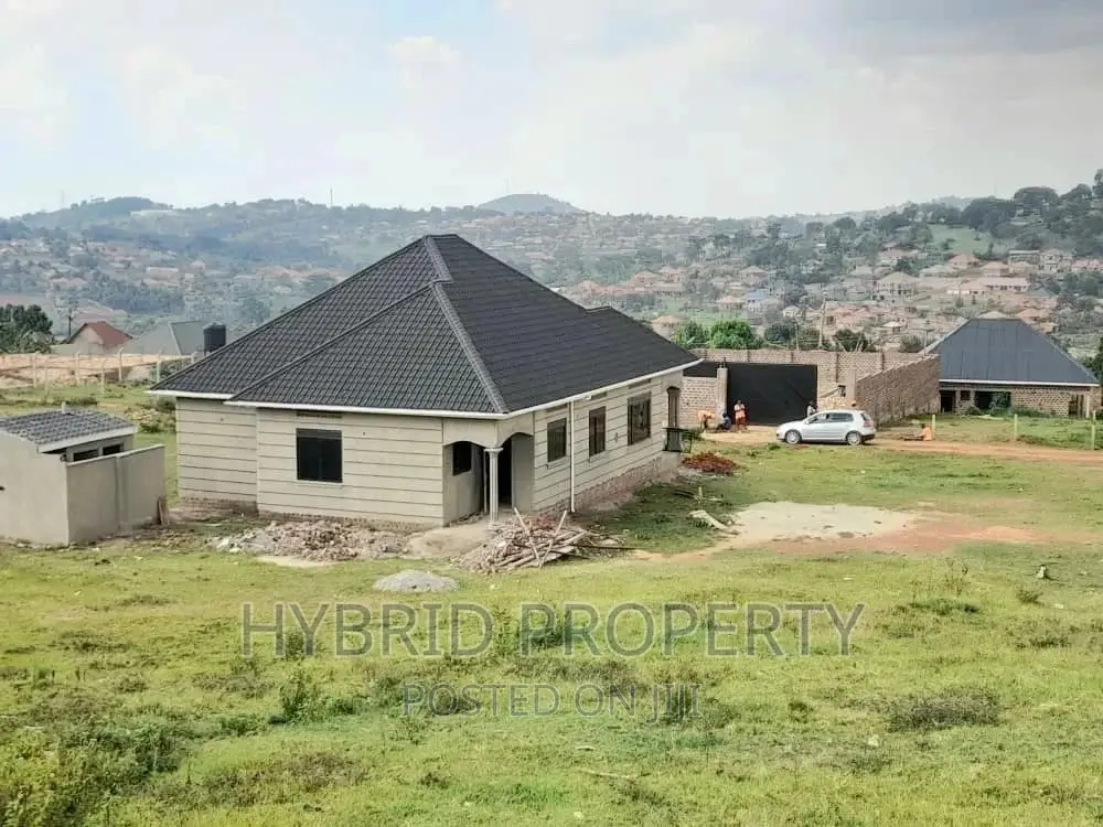 Plots for Sale at Nakabugo Hill View Estate~Mityana Road