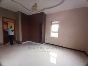 Furnished 4bdrm Bungalow in Kira Mamerito Road for Sale
