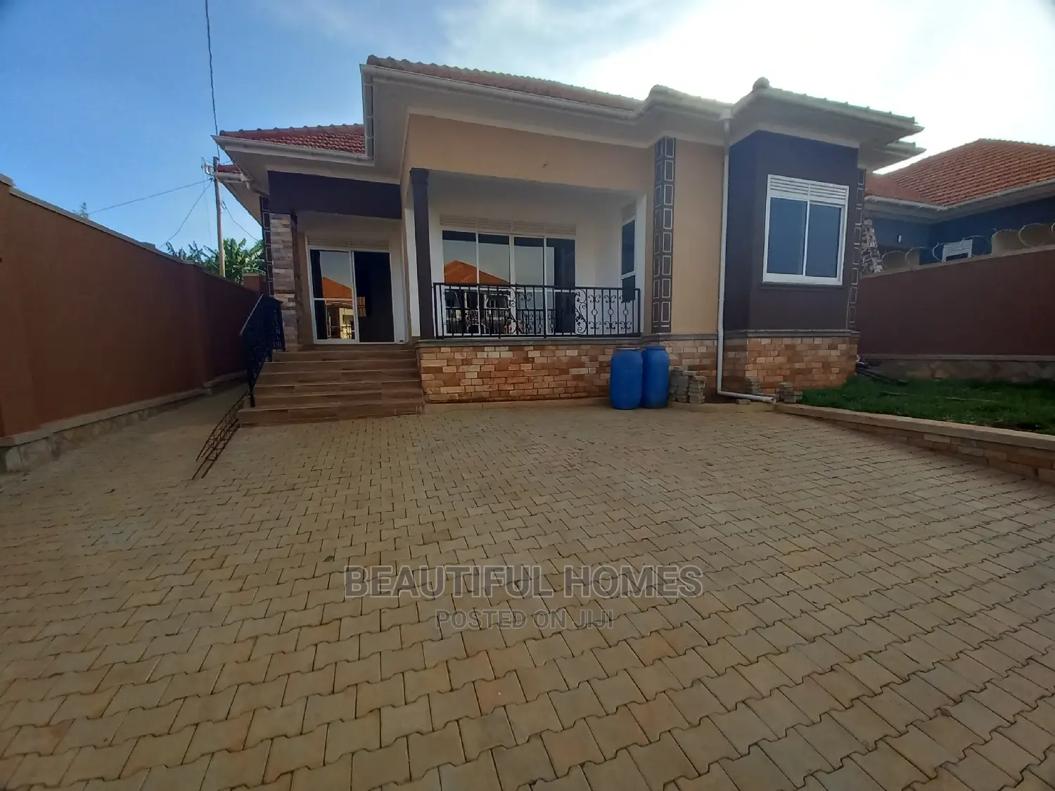 Furnished 4bdrm House in Kira Mamerito Road for Sale