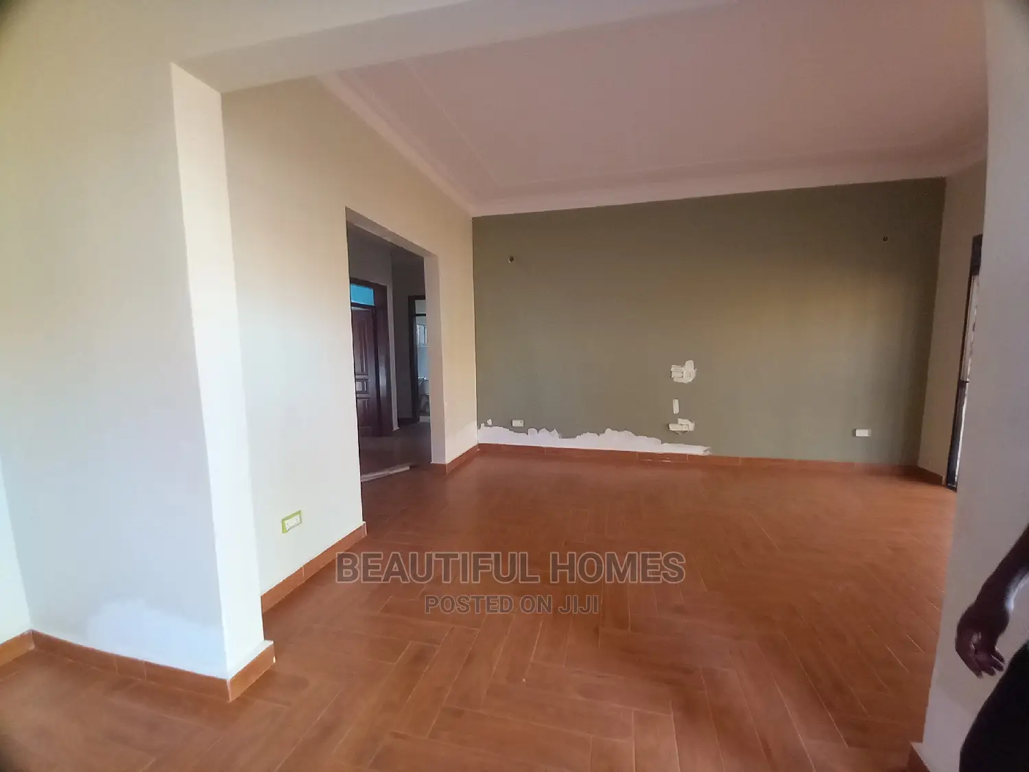 Furnished 4bdrm House in Kira Rich for Sale