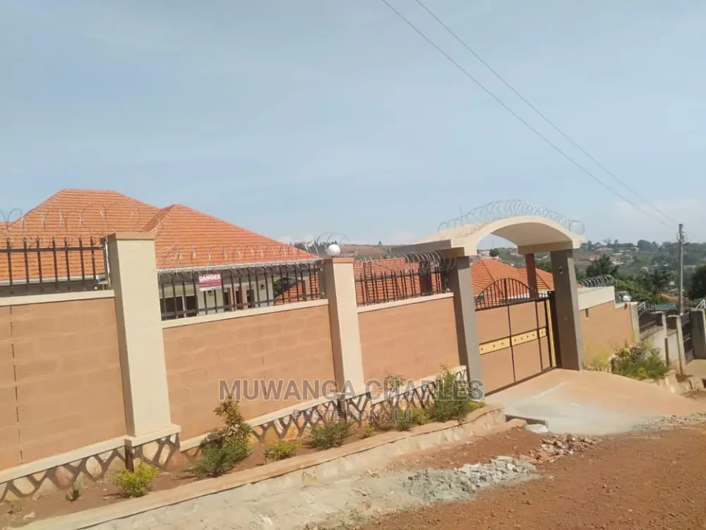 3bdrm House in Fs Properties Ltd, Central Division for Sale