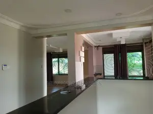 5bdrm Duplex in Fs Properties Ltd, Central Division for Sale