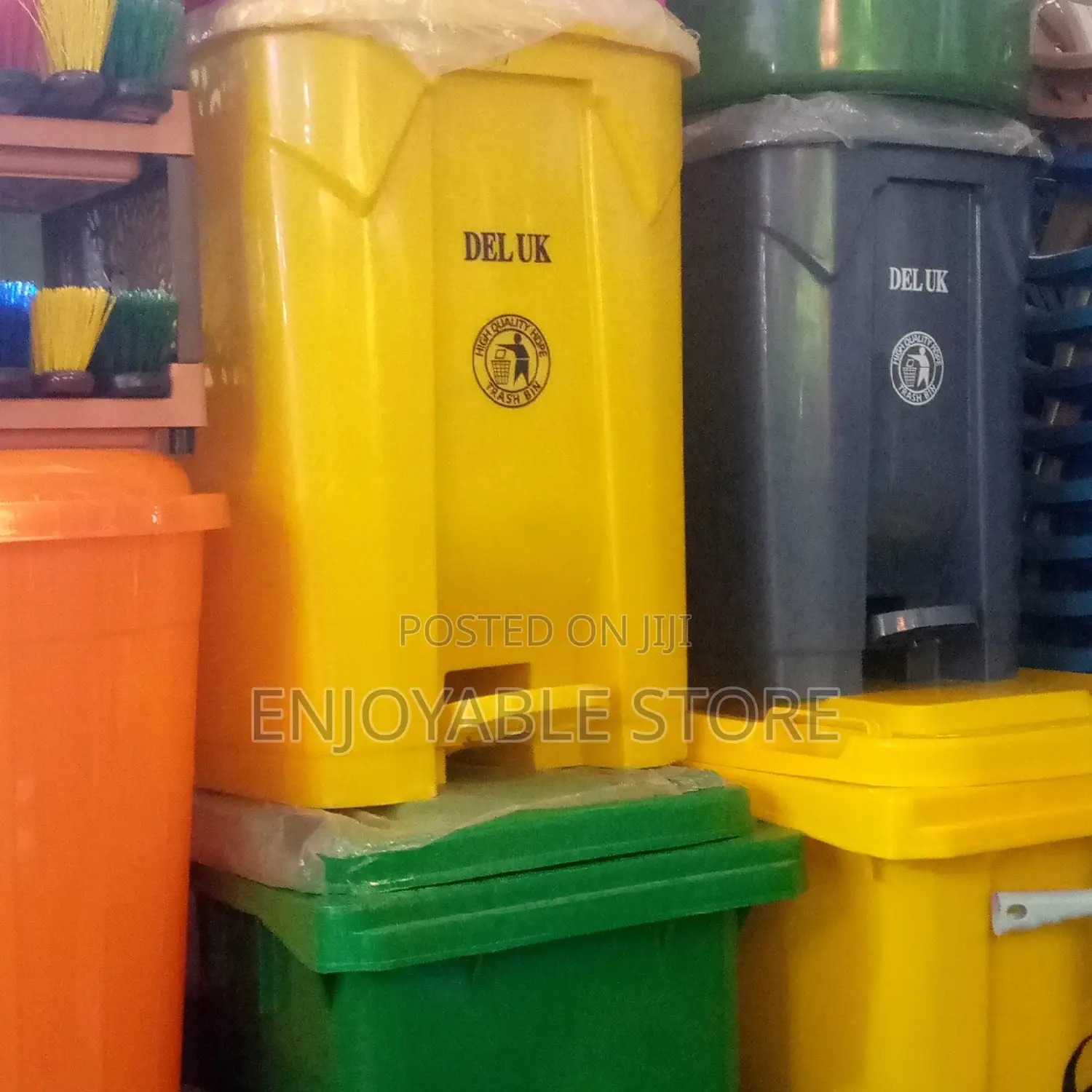 Step on Dust Bin