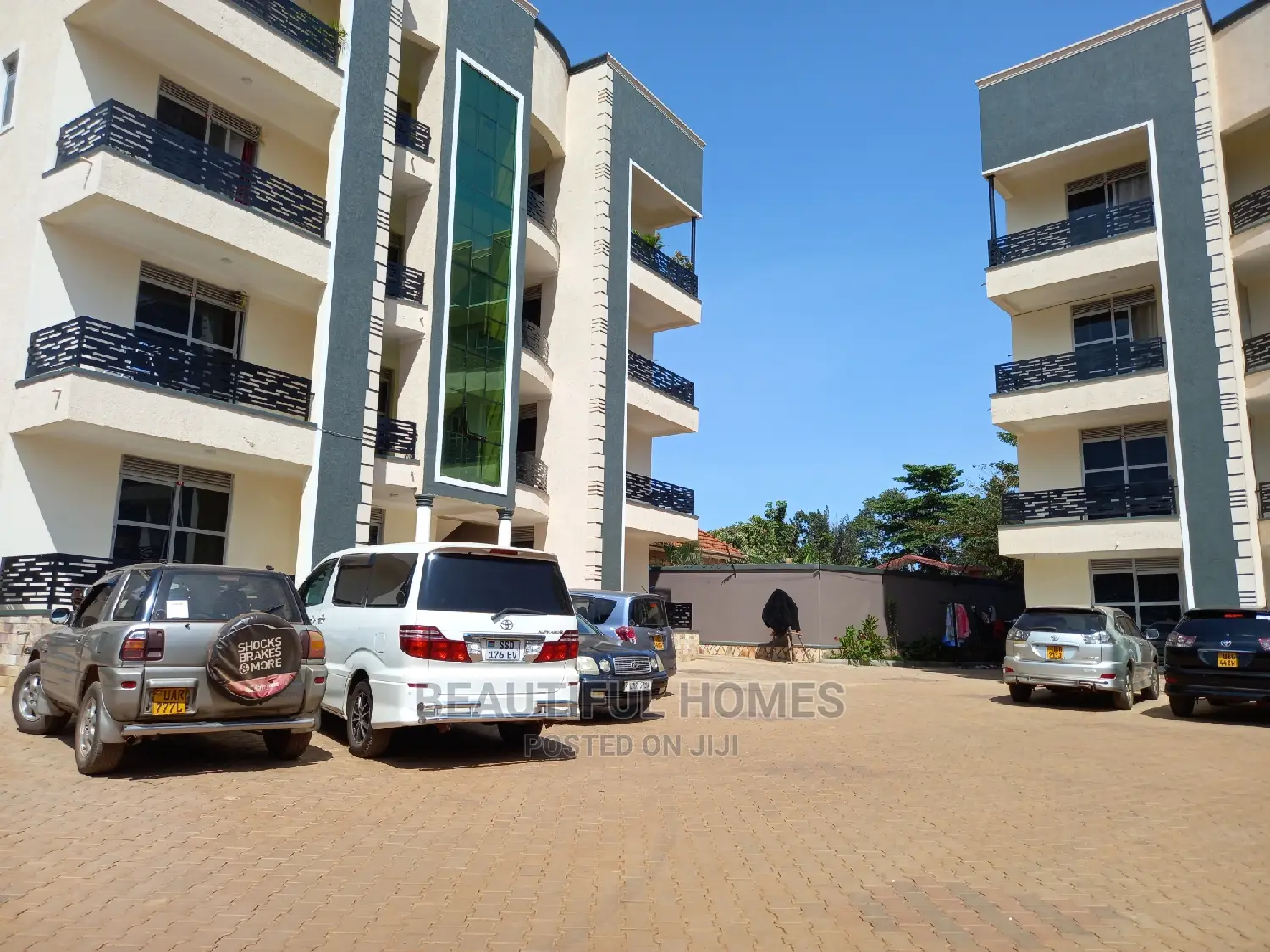 Furnished 2bdrm Block of Flats in Kyaliwajjara, Central Division