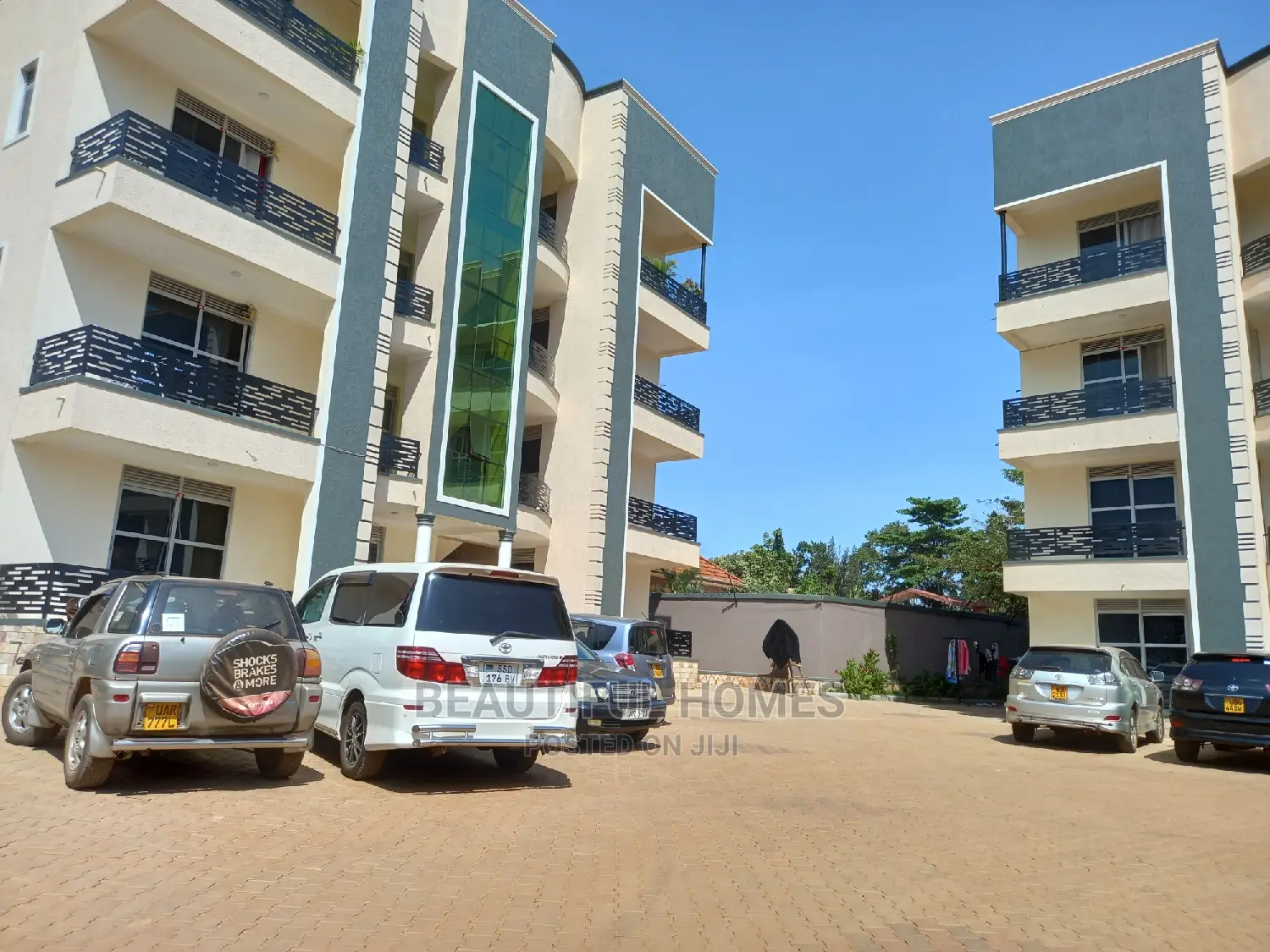 Furnished 2bdrm Block of Flats in Kyaliwajjara, Central Division