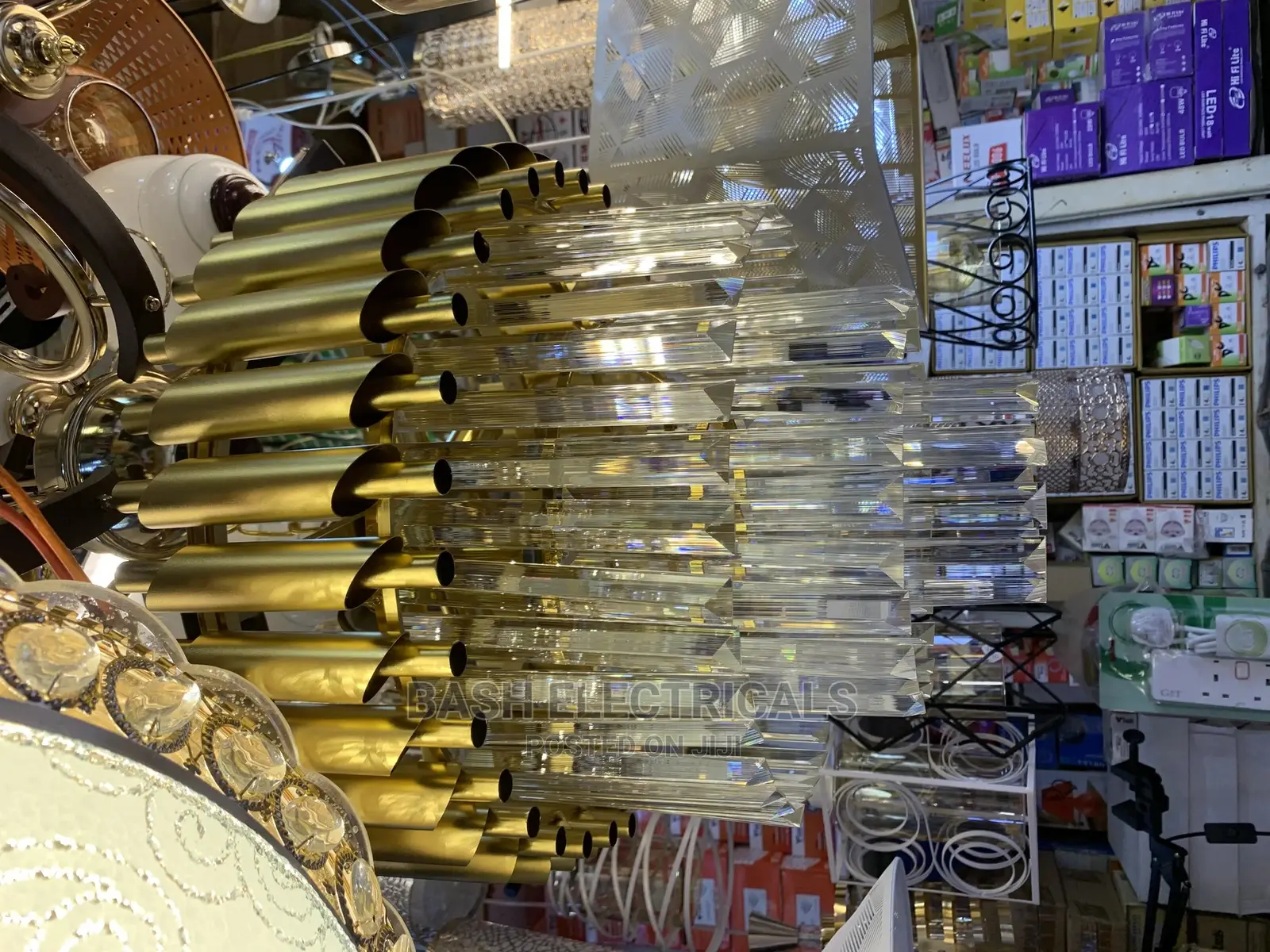 Chandeliers Gold