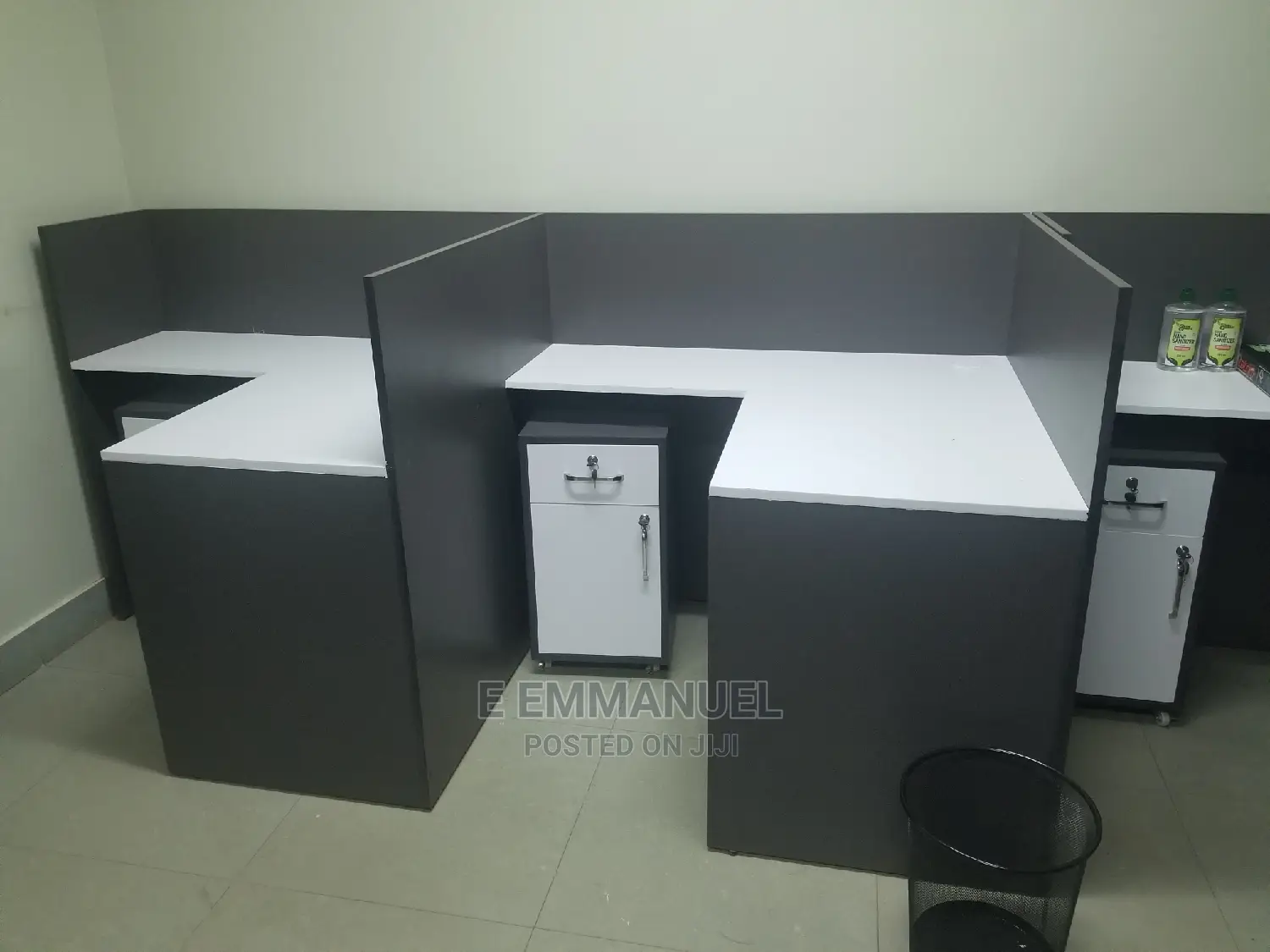 Work Station Grey