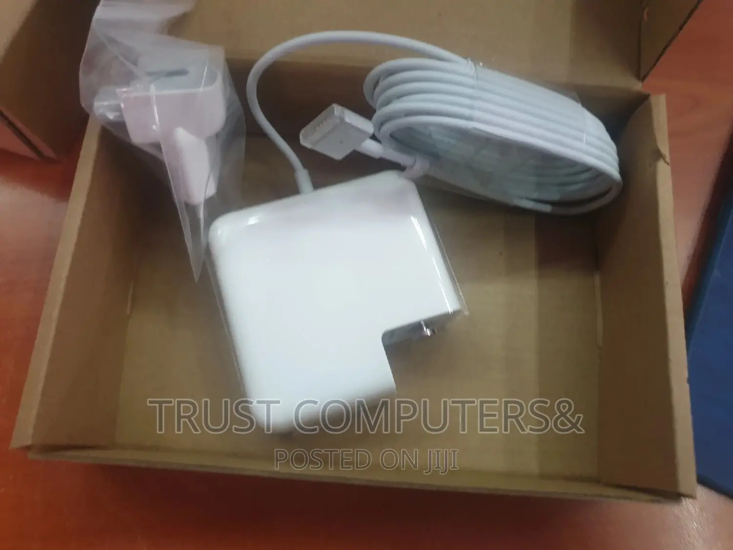 Apple Macsaf,Adapter 65w, 85w, 45w Letina Letina
