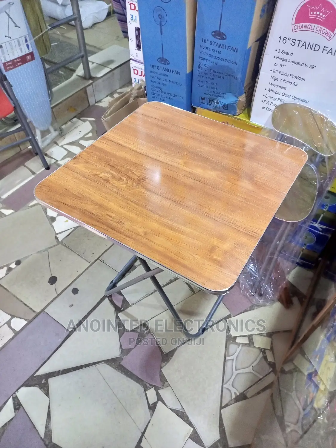 Foldable Reading Table