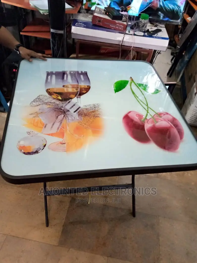 Foldable Glass Table