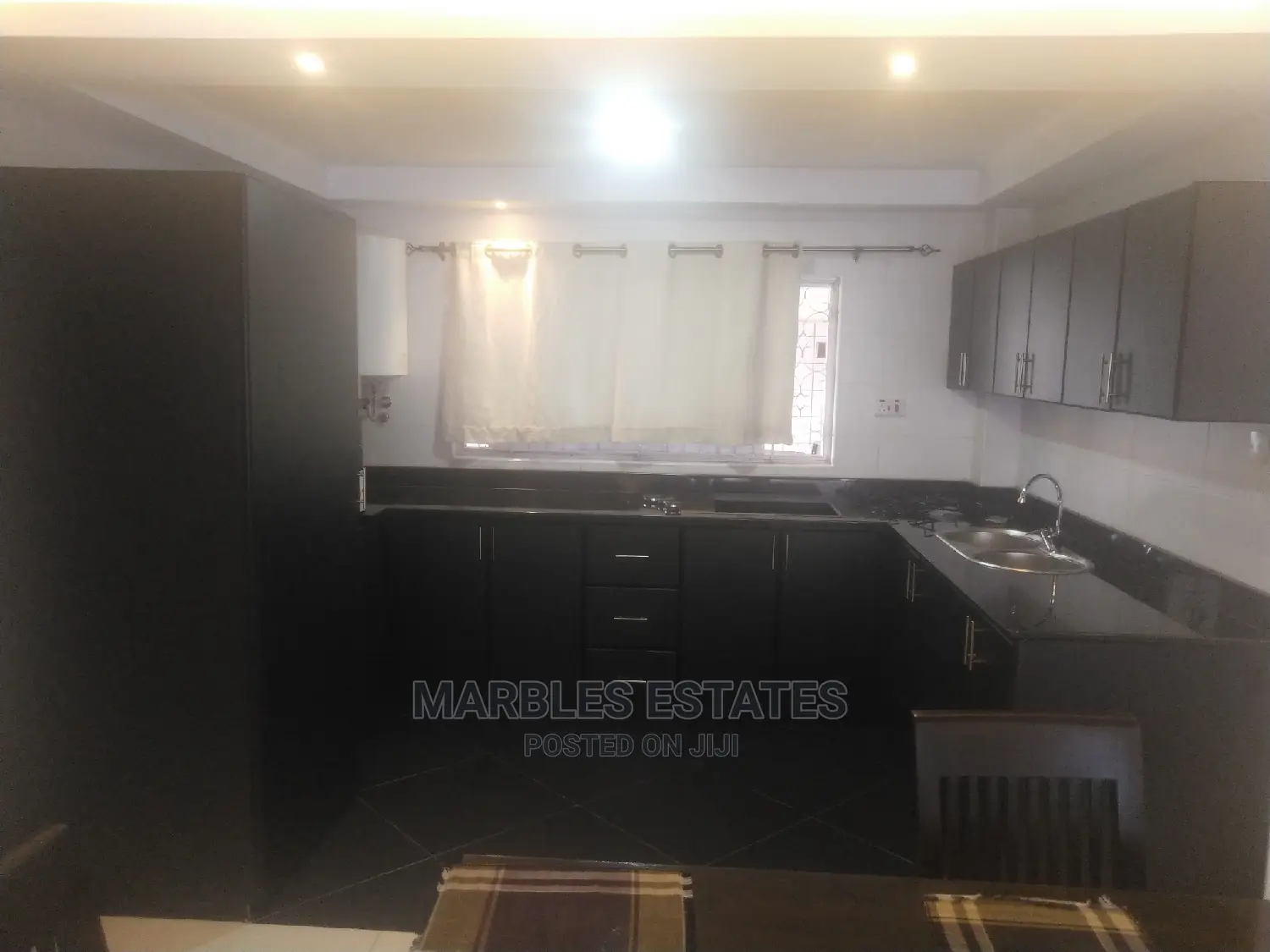 Furnished 3bdrm Apartment in Nakasero, Central Division for Rent