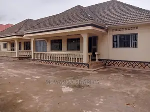3bdrm Townhouse / Terrace in Fs Properties Ltd, Central Division