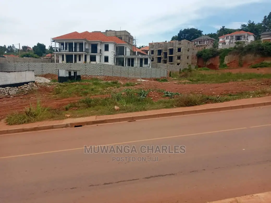 100x100ft Plot of Land for Sale in Kyanja