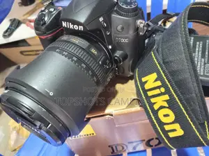 Nikon D7000 With 18-105mm VR Lens