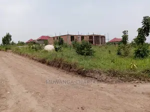 100x100ft Plot of Land for Sale in Kira Nsasa