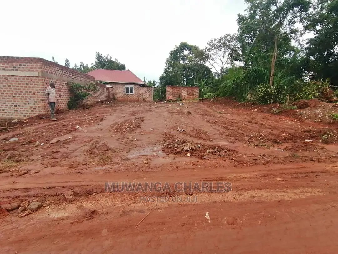 Plot's at Gayaza Nakwero at 30m