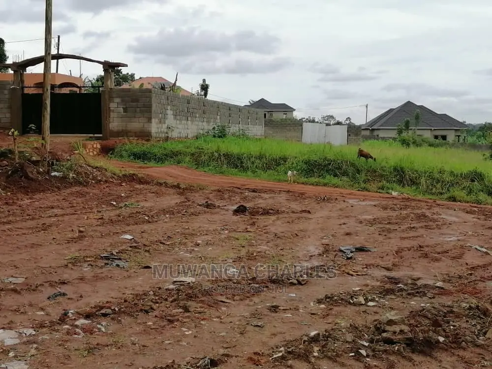 Plot's at Gayaza Nakwero at 30m