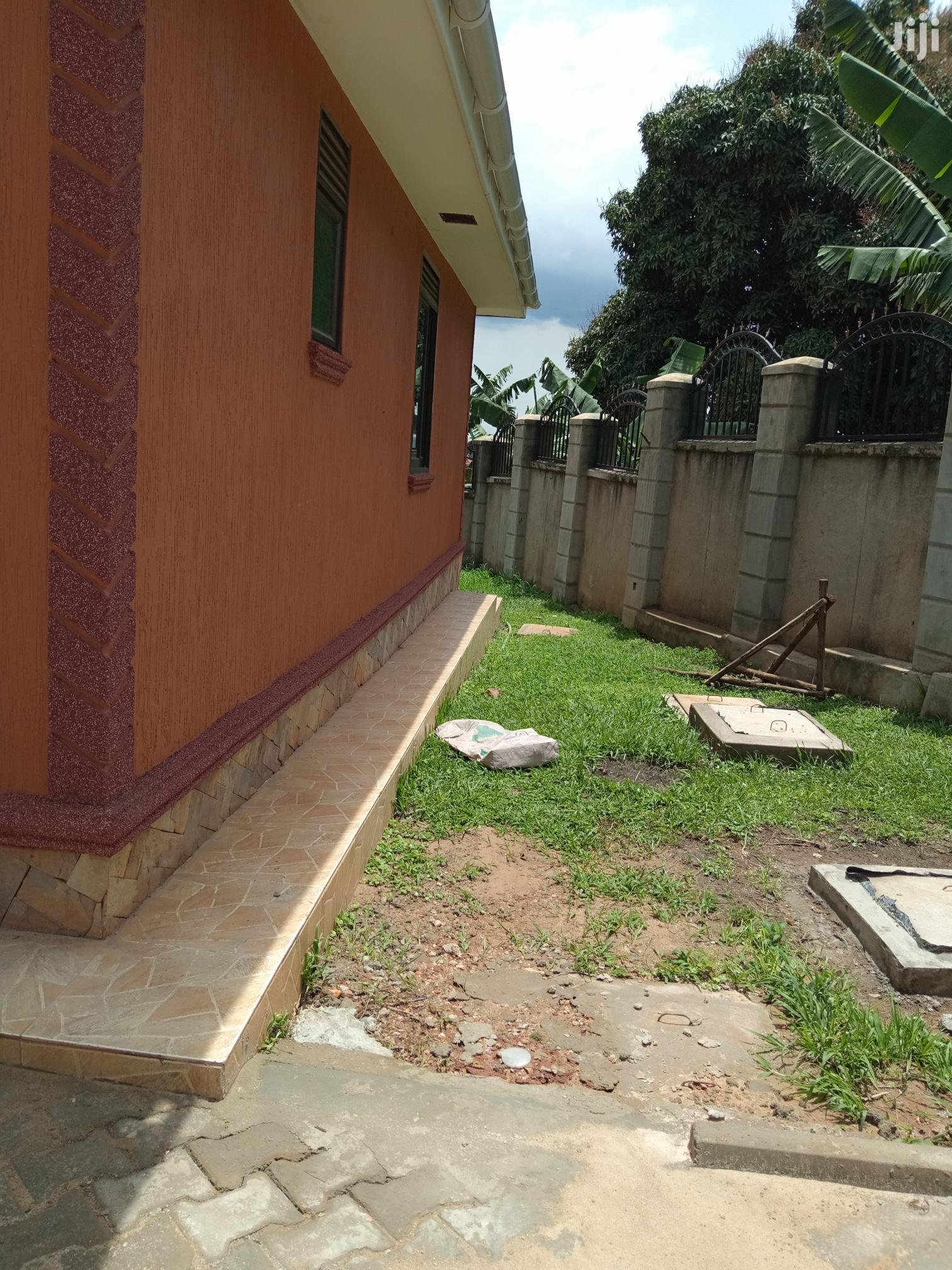 Kira Posh Mansion in a Big Compound for Sell