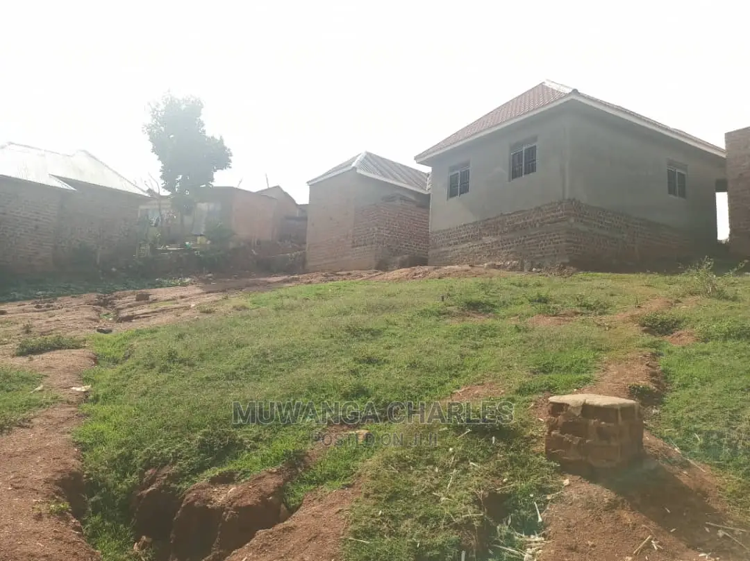 100x50ft Plot of Land for Sale in Mattuga