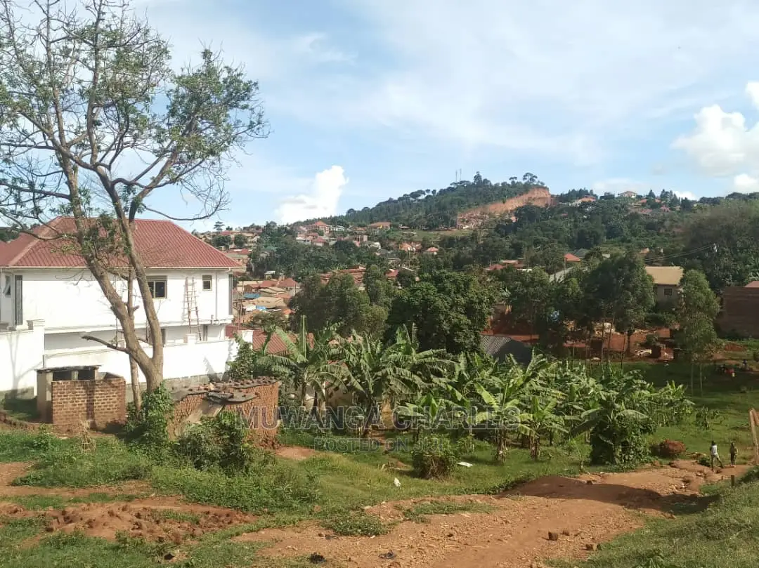 100x50ft Plot of Land for Sale in Mattuga