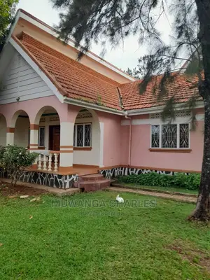 3bdrm Bungalow in Fs Properties Ltd, Central Division for Rent