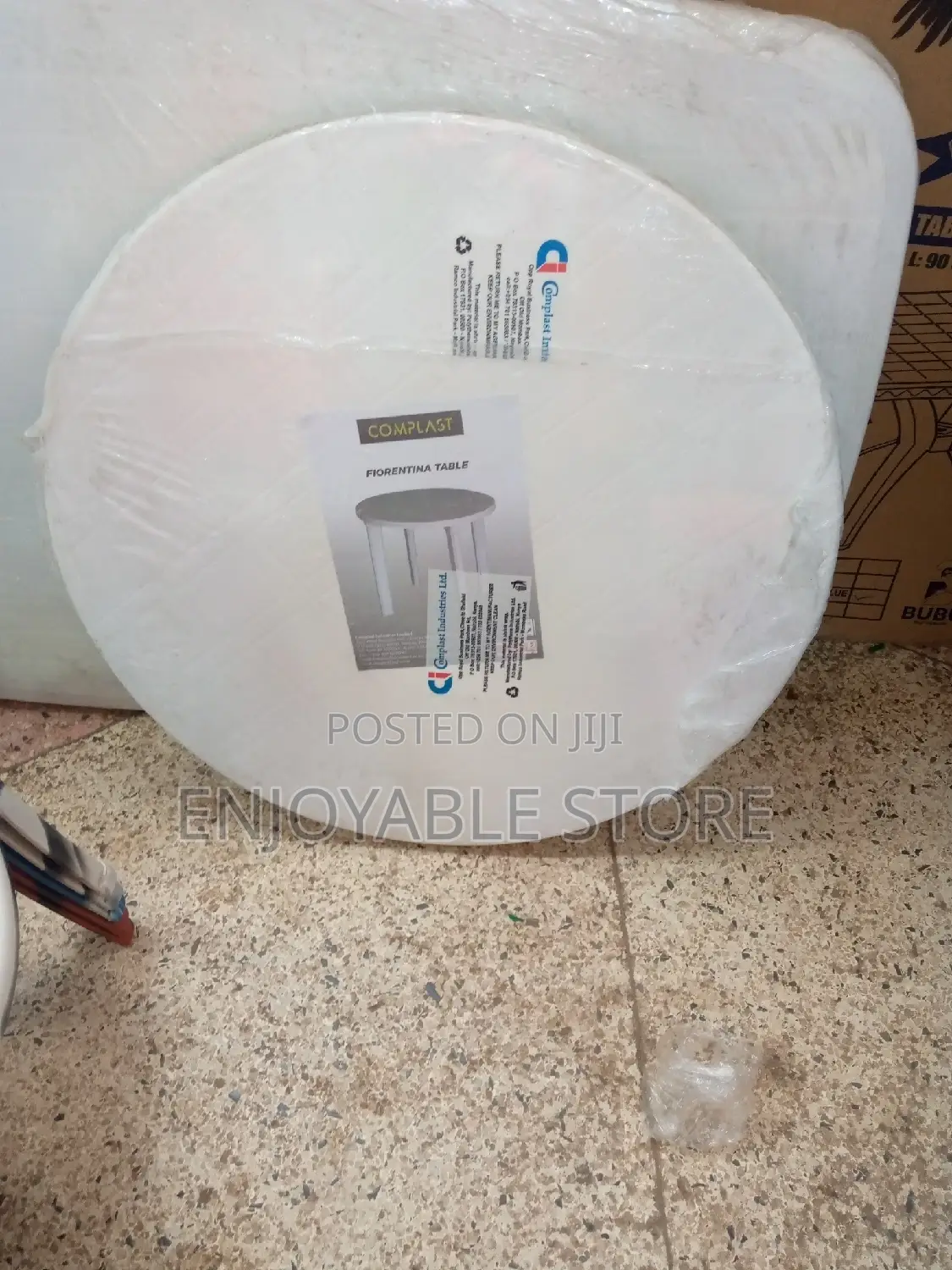 Plastic Round Table