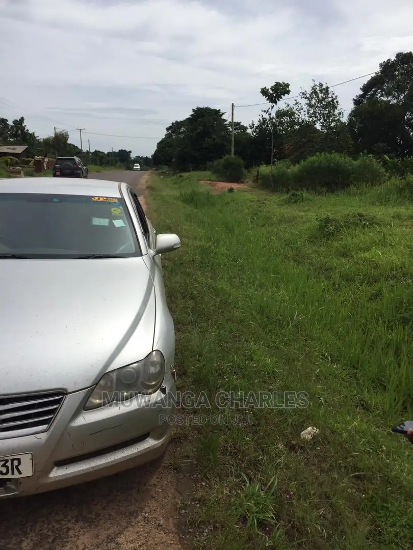 5acres for Sale at Kulule Bombo