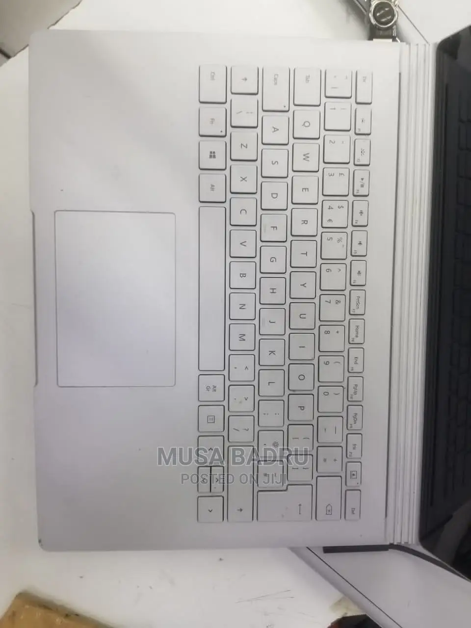 New Laptop 4GB Intel Core I5 SSD 128GB