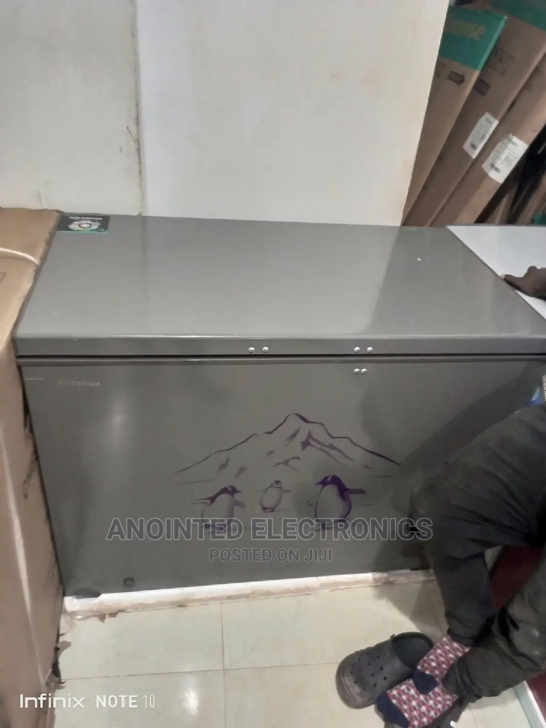 Hisense Fridge 260L