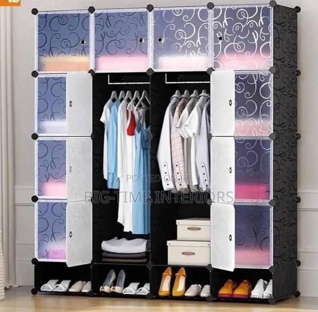 4 Column Plastic Wardrobe/Closet