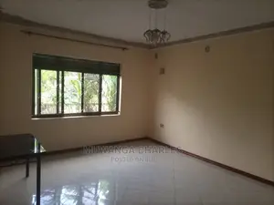 4bdrm Duplex in Fs Properties Ltd, Central Division for Rent