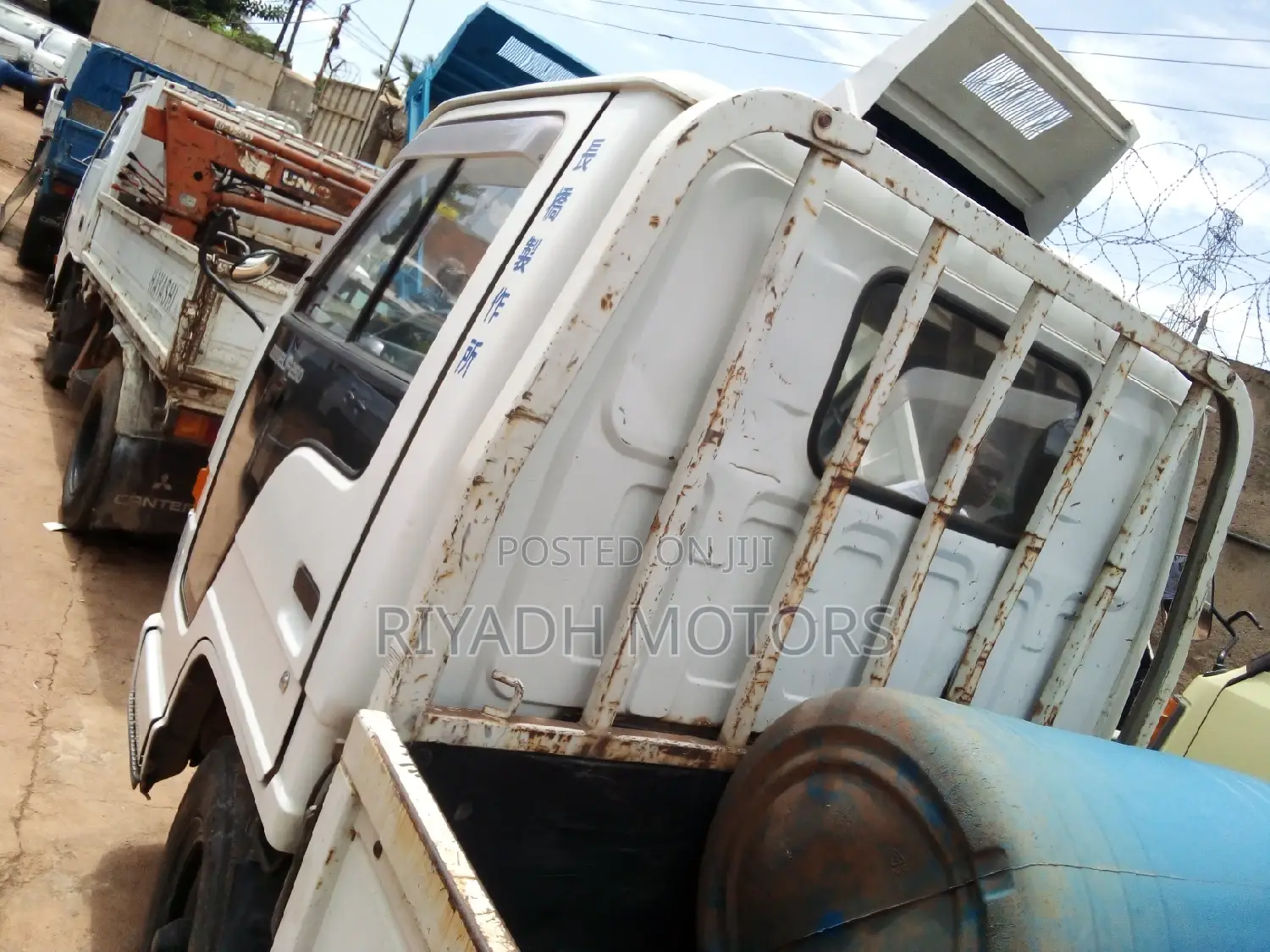 ISUZU Elf Truck 1.5cc