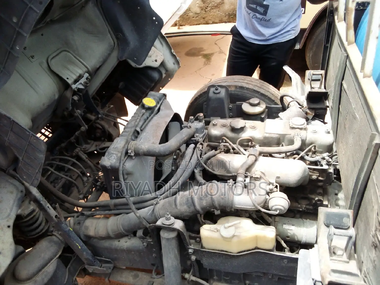 ISUZU Elf Truck 1.5cc