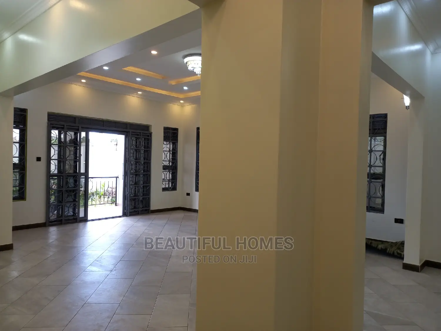 Furnished 4bdrm Bungalow in Kirinya Kira for Sale