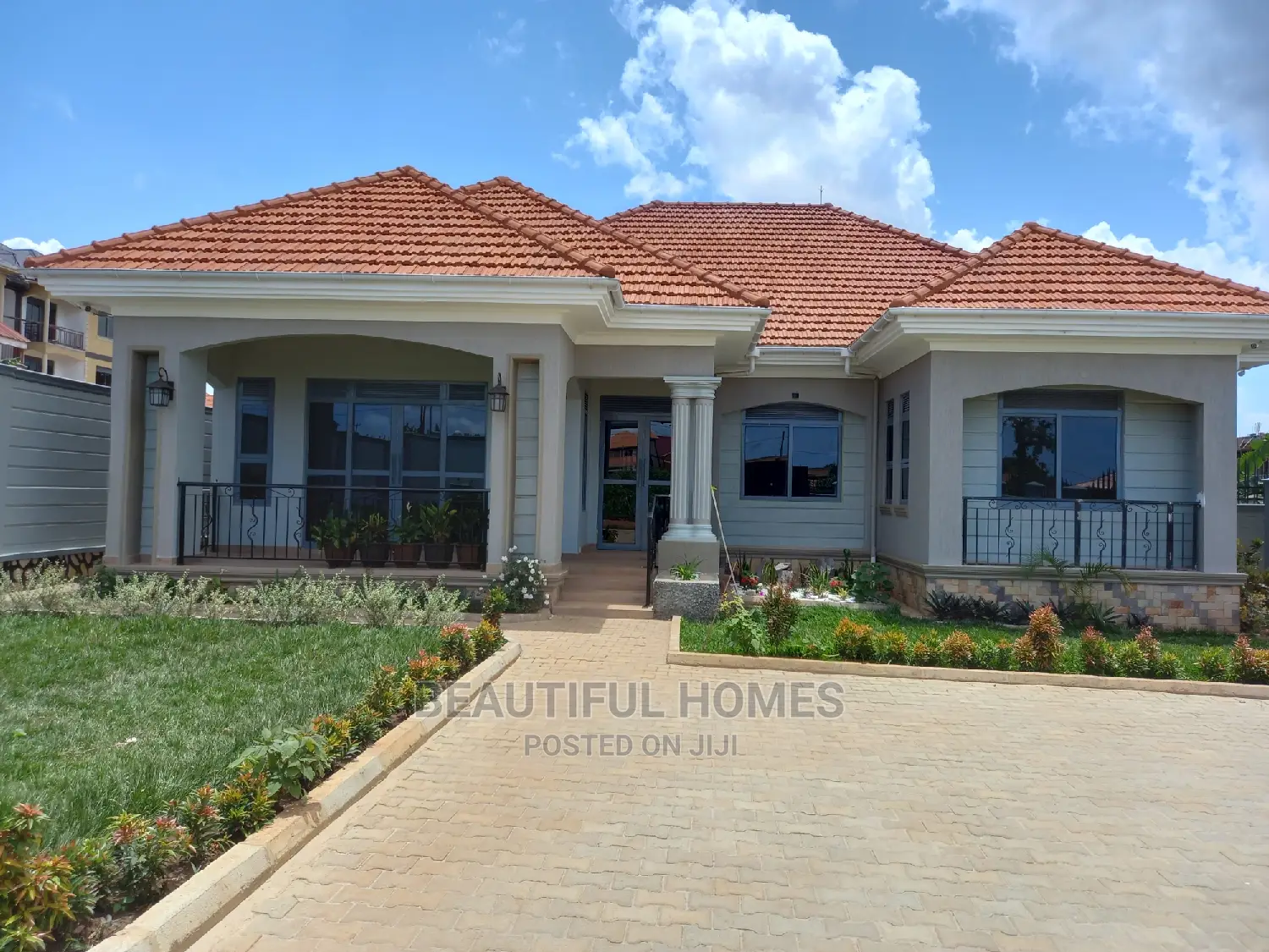 Furnished 4bdrm Bungalow in Kirinya Kira for Sale