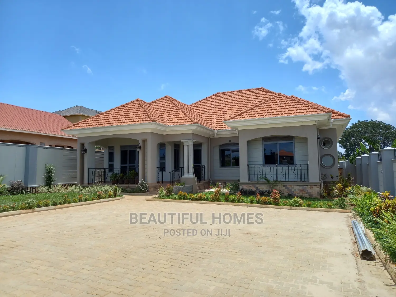 Furnished 4bdrm House in Kirinya First Class, Kira for Sale