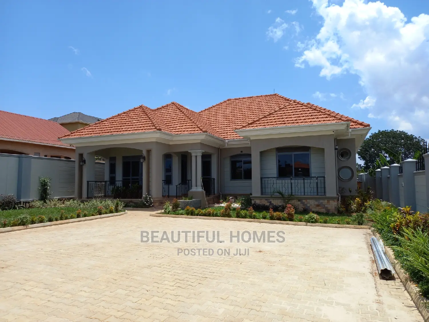 Furnished 4bdrm House in Kirinya Diplomat, Kira for Sale