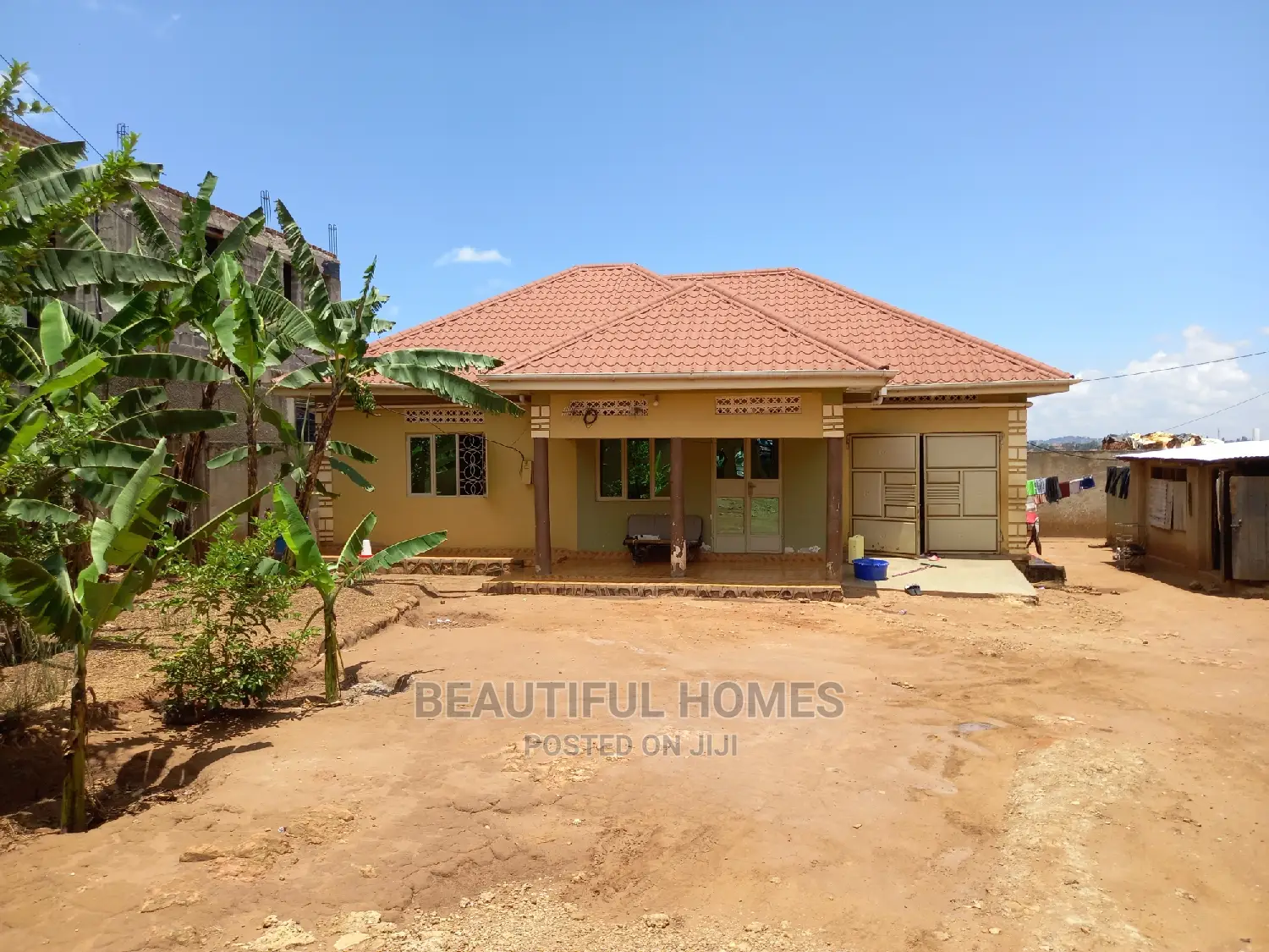 3bdrm Bungalow in Kirinya by The, Kira for Sale