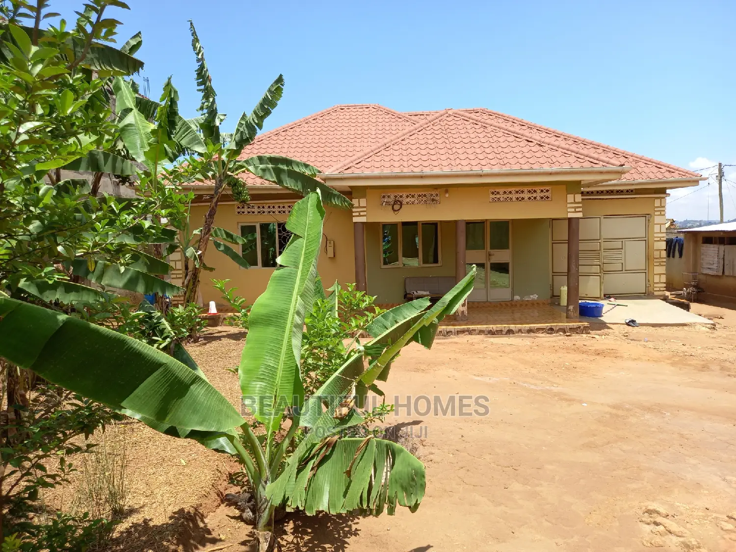 3bdrm Bungalow in Kirinya Tarmack, Kira for Sale