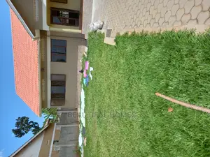 Furnished 4bdrm Bungalow in Kirinya Posh, Kira for Sale