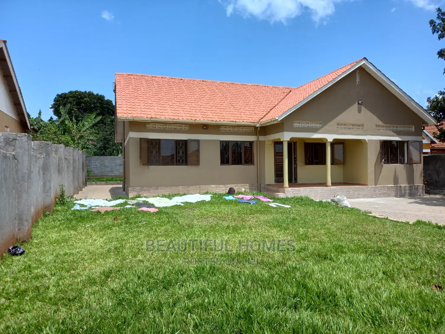 Furnished 4bdrm Bungalow in Kirinya, Central Division for Sale