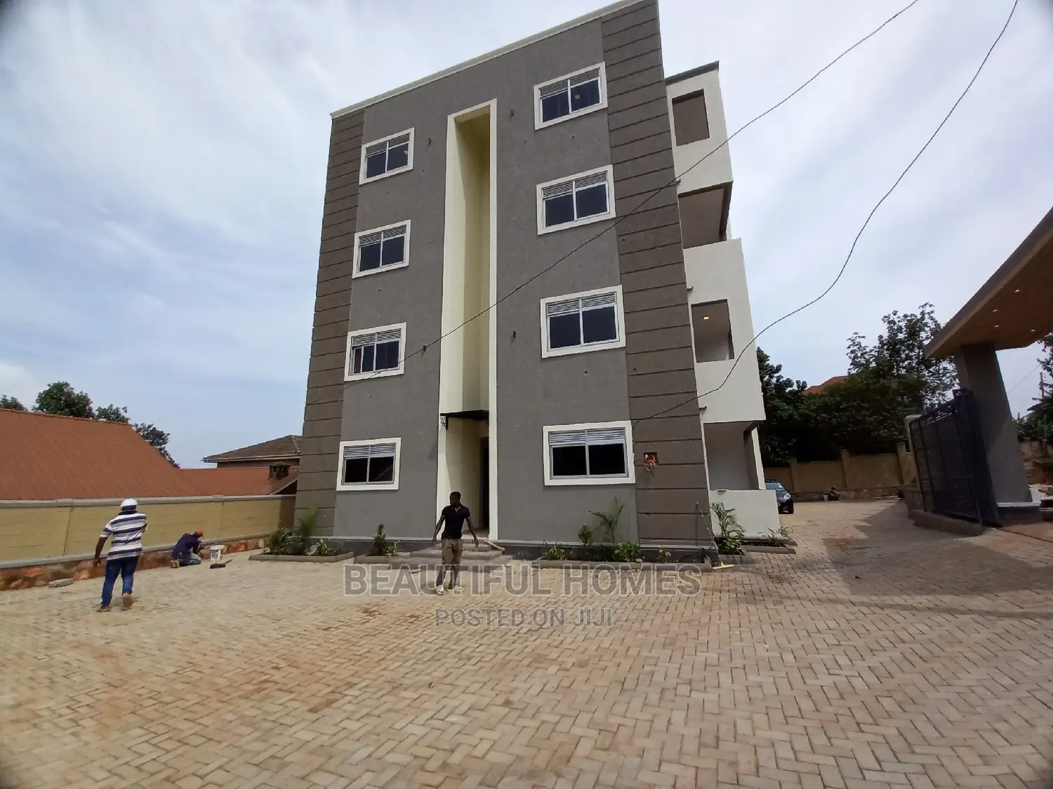Furnished 2bdrm Block of Flats in Kisaasi, Central Division for Sale