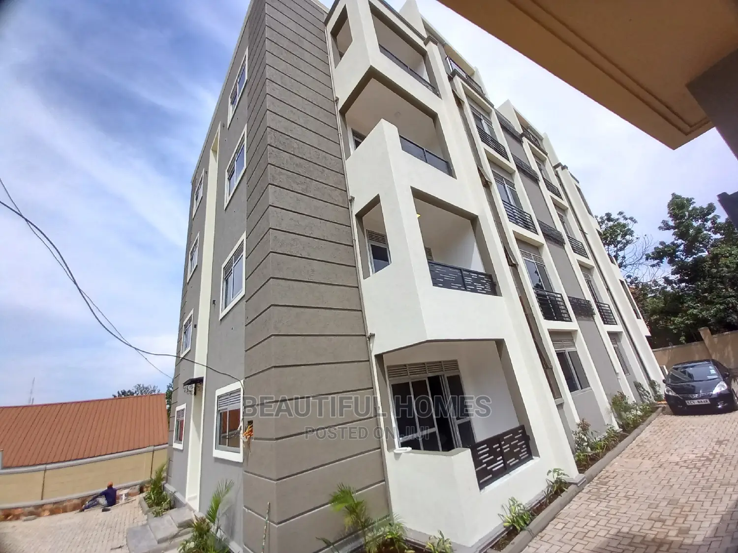 Furnished 2bdrm Block of Flats in Kisaasi, Central Division for Sale