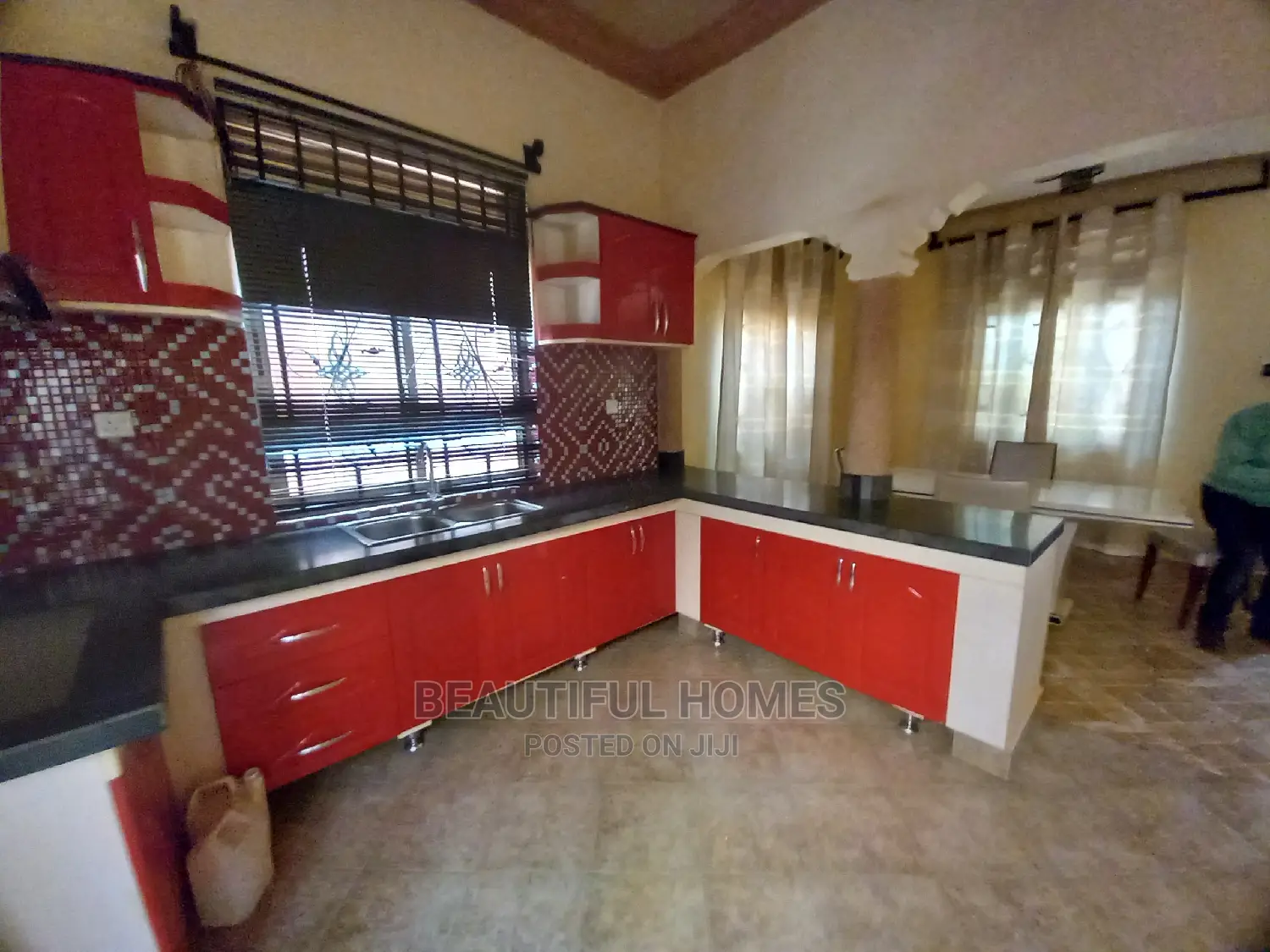 Furnished 4bdrm Bungalow in Kyaliwajjara, Kira for Sale