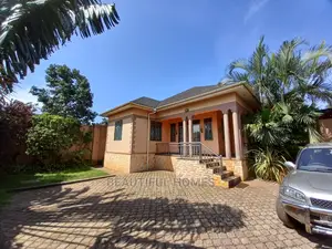 Furnished 4bdrm Bungalow in Kyaliwajjara Quality, Central Division