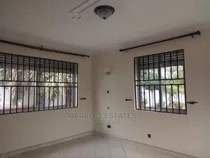 5bdrm Bungalow in Mbuya, Central Division for Rent