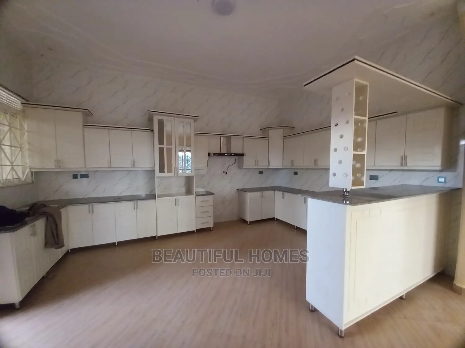 Furnished 4bdrm Bungalow in Nakwero 1, Kira for Sale
