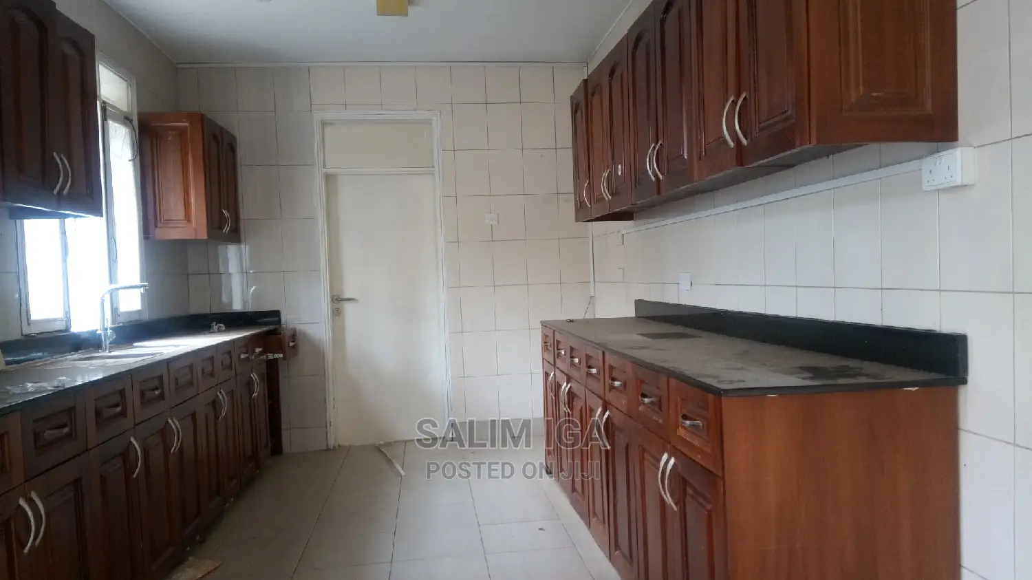 4bdrm Duplex in Kololo Property, Central Division for Rent